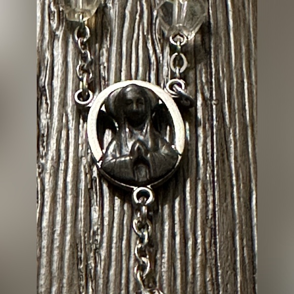 Vintage Rosary Beads & Vintage Rosary Case - Picture 4 of 14